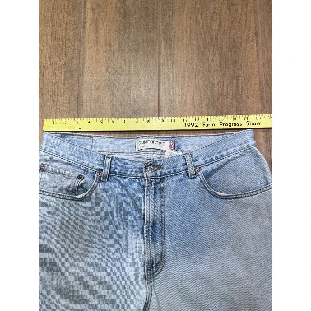 Levis 560 Comfort Fit Jeans‎ Mens 36x32 Light Wash Distressed Denim grunge